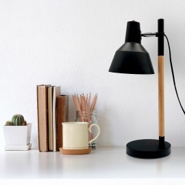 Lámpara flexo articulado madera Basil nórdico