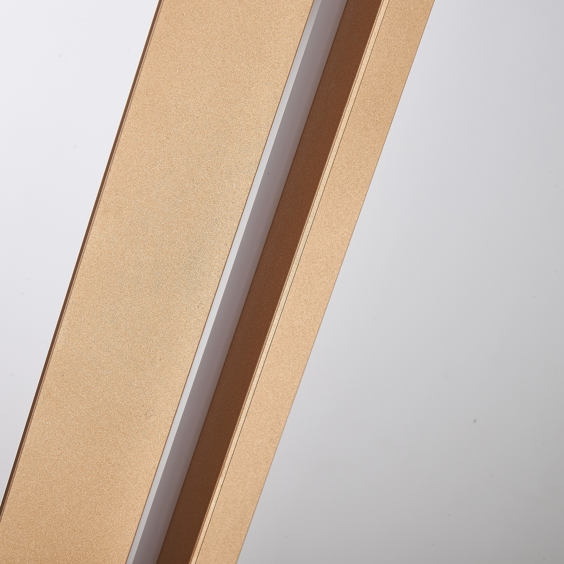 MANHATTAN CCT* PIE DE SALON 200CM LATON (9978) (copia) - Imagen 5
