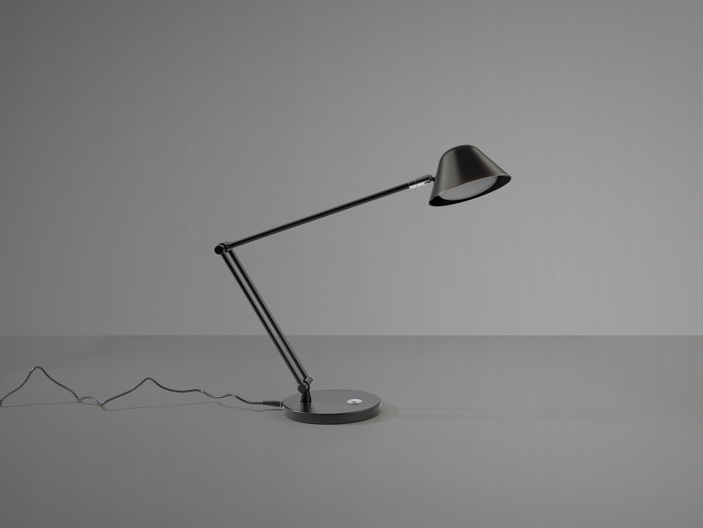 TAROS – Lámpara de Sobremesa LED Regulable - Imagen 7